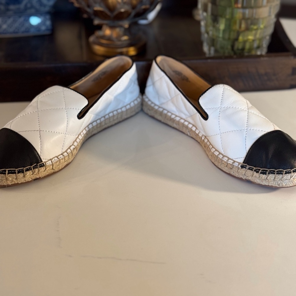 🤍🖤 NWOT TALBOT’S IZZY SOFT LEATHER ESPADRILLES! - Picture 4 of 9